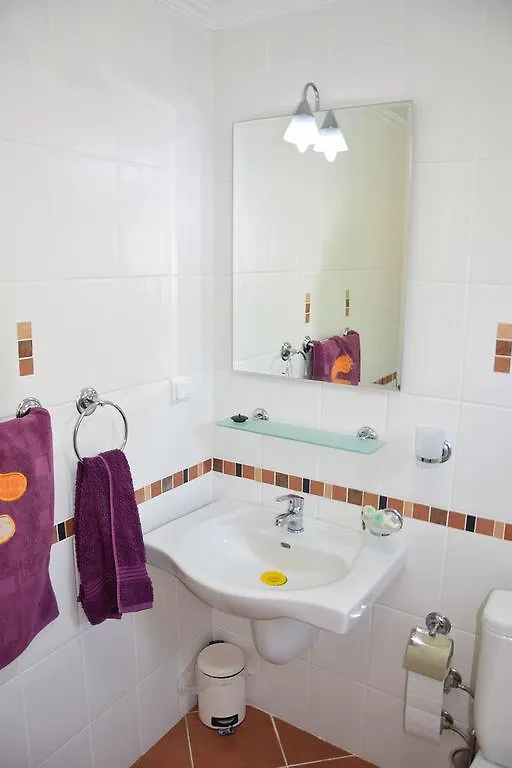 أولدينيس Thera Apartment 22 0*,